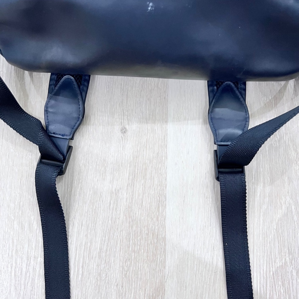 Hunter x Target Limited Edition Navy Water Repellent Backpack - Picture 12 of 12